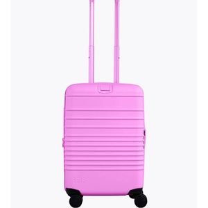 LOOKING FOR: BEIS CARRY ON LUGGAGE IN BERRY